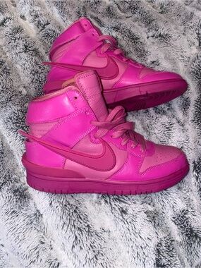 Nike ambush sneakers like new